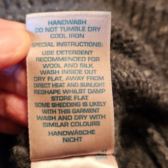 Boden Wool & Alpaca Sweater Dress, Vintage Size 8, Gray, Black White Multi Knit - Picture 12 of 12